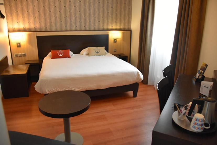 Hotel Le Coureau サン・トロジャン・レ・バン 部屋 写真